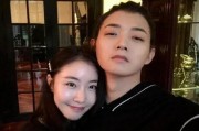 娱乐圈吃瓜壁纸下载,揭秘明星幕后生活瞬间